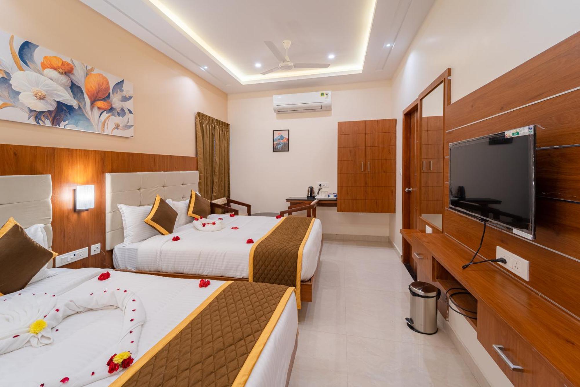 Welcome Grand Residency Puducherry Eksteriør billede
