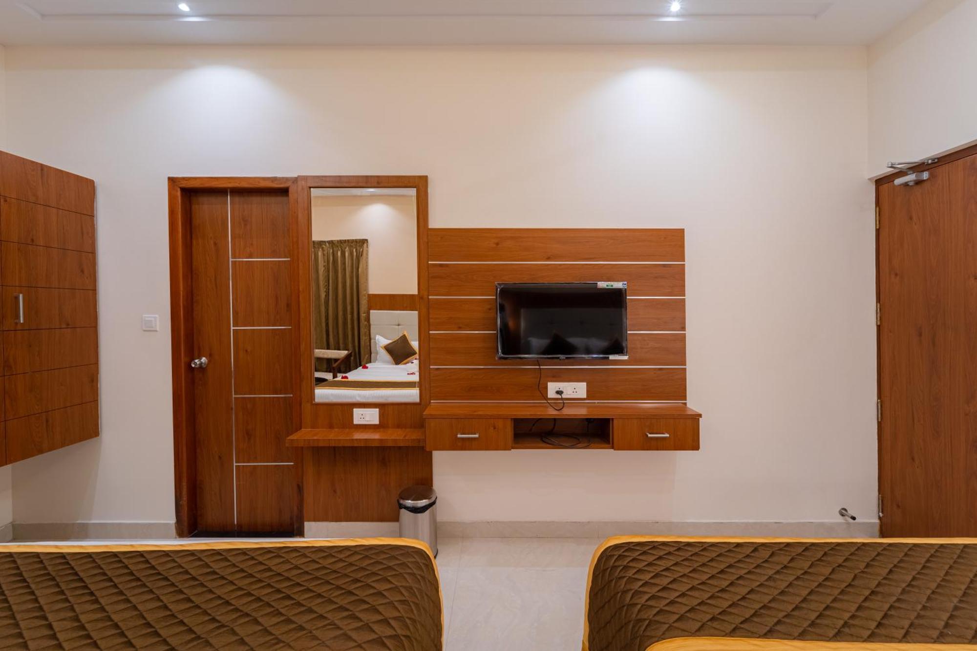 Welcome Grand Residency Puducherry Eksteriør billede