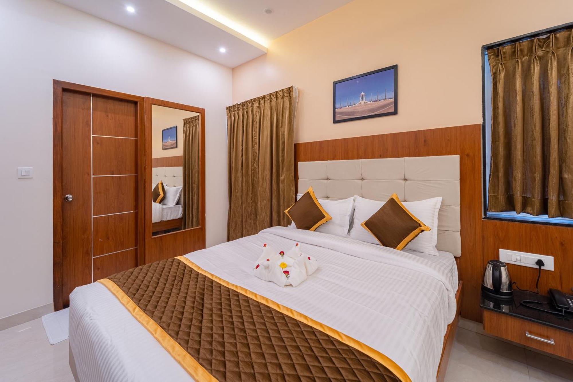 Welcome Grand Residency Puducherry Eksteriør billede
