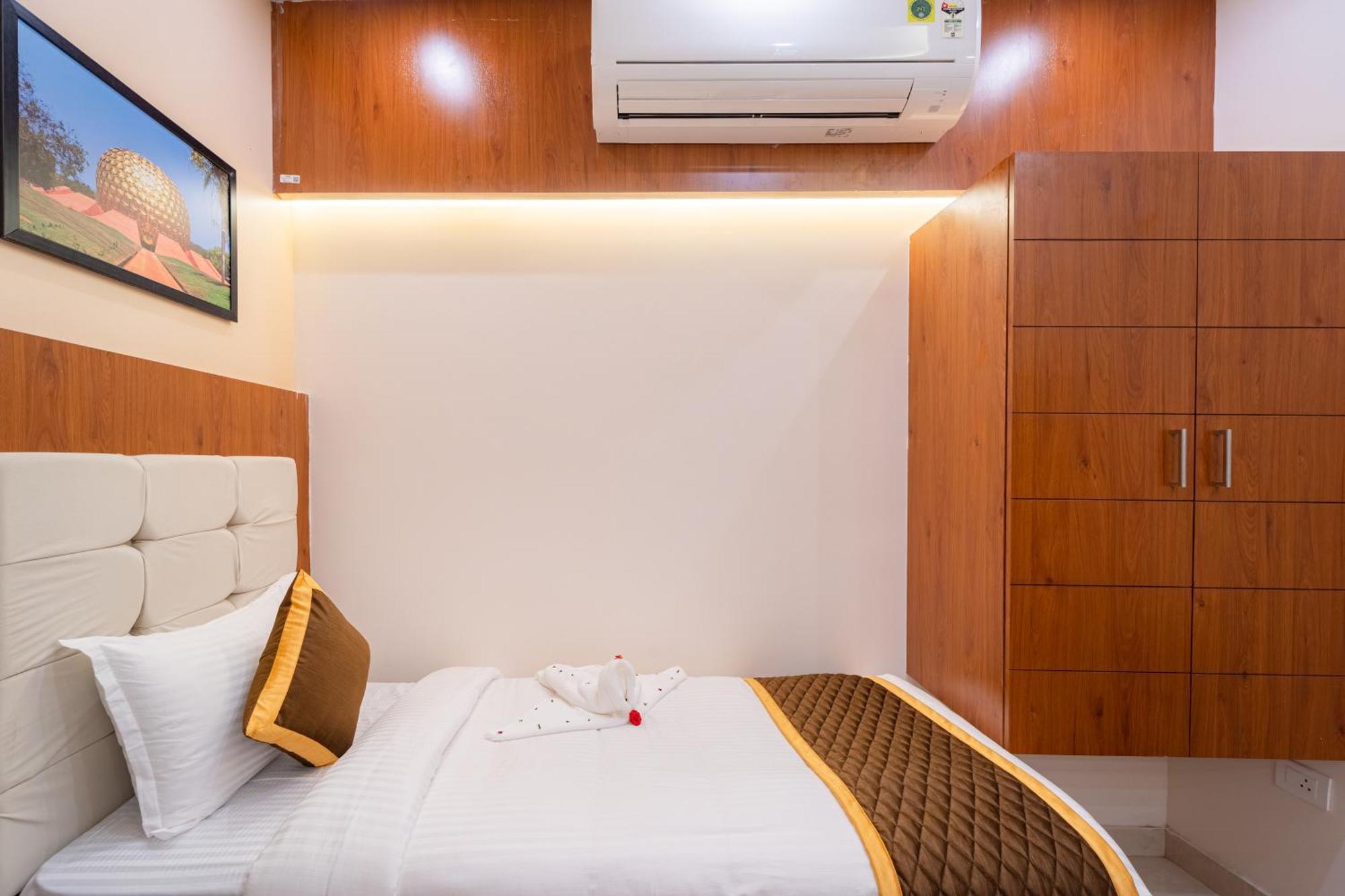 Welcome Grand Residency Puducherry Eksteriør billede