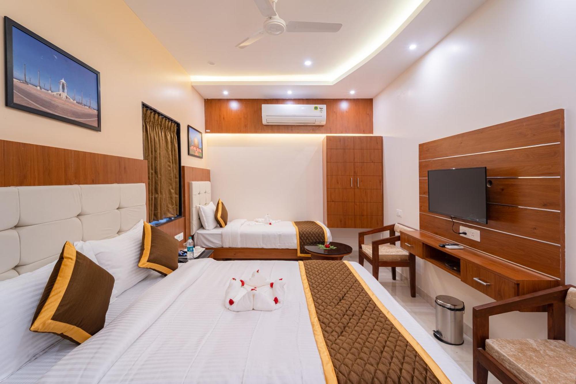 Welcome Grand Residency Puducherry Eksteriør billede
