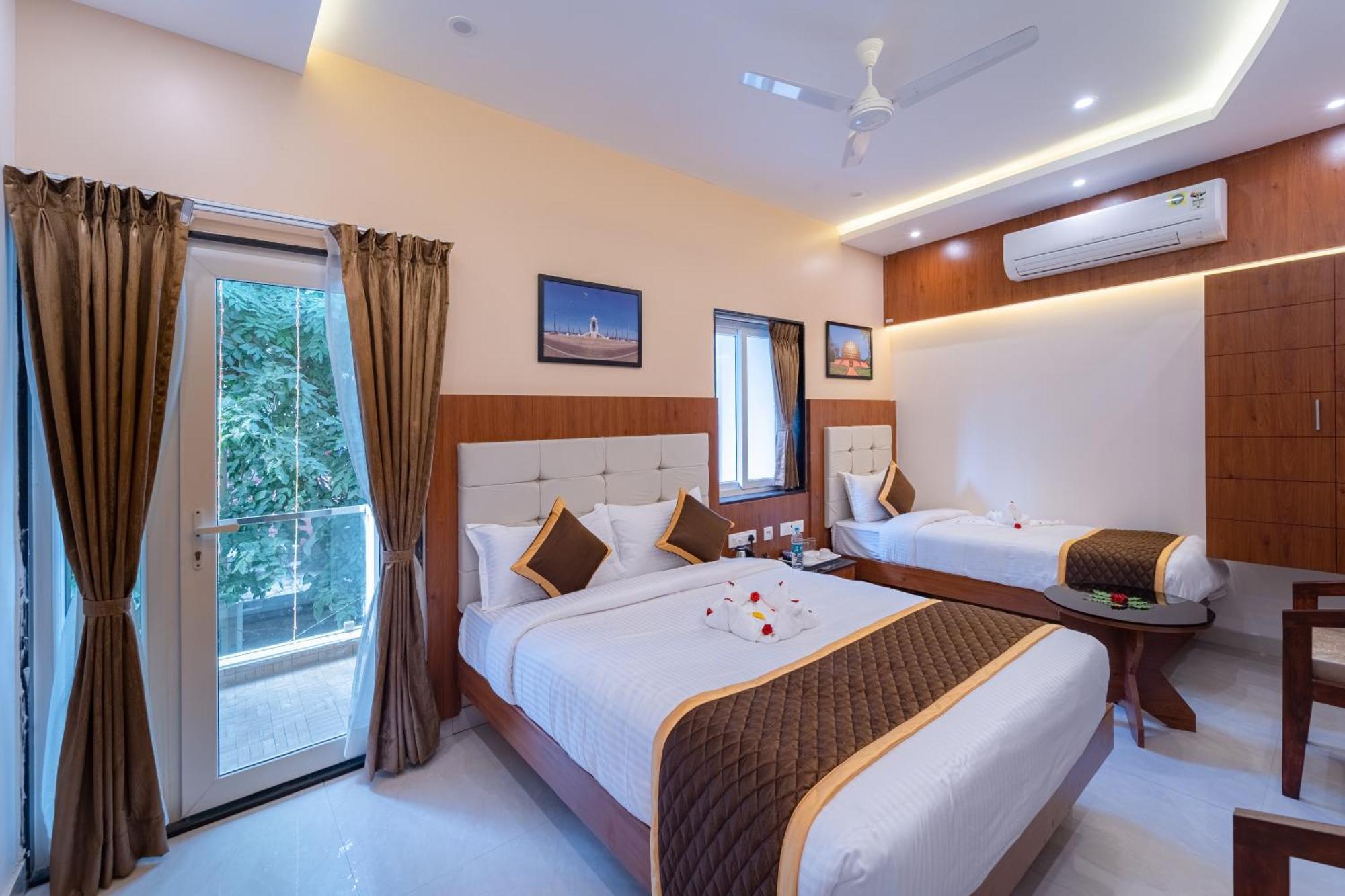 Welcome Grand Residency Puducherry Eksteriør billede