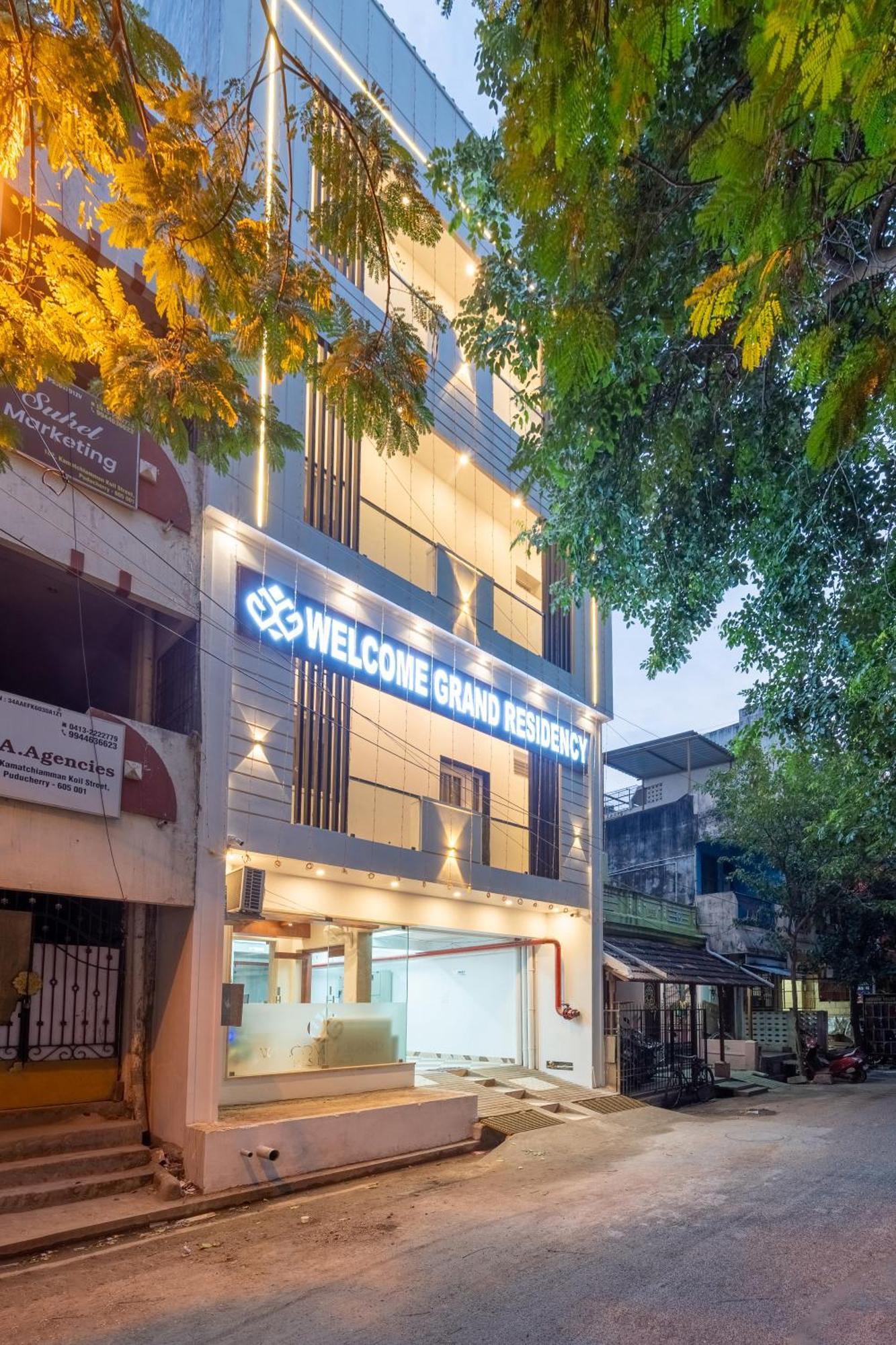 Welcome Grand Residency Puducherry Eksteriør billede