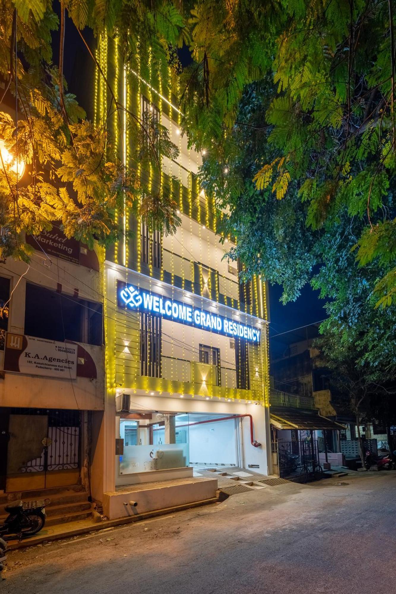 Welcome Grand Residency Puducherry Eksteriør billede